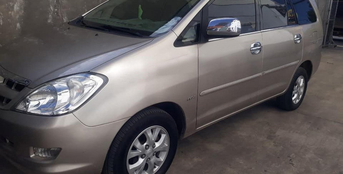 Toyota Innova 2006 - Bán Toyota Innova G sản xuất 2006, màu bạc, giá chỉ 228 triệu