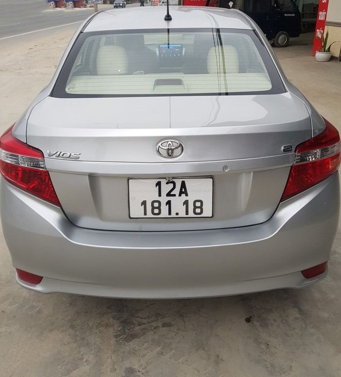 Toyota Vios 2014 - Bán Toyota Vios E sản xuất 2014, màu bạc
