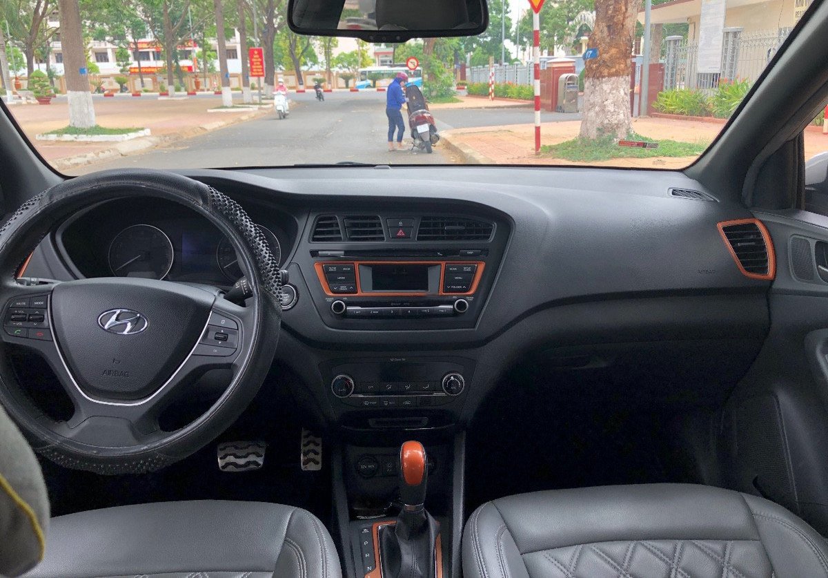 Hyundai i20 Active 2015 - Xe nhập xe gia đình