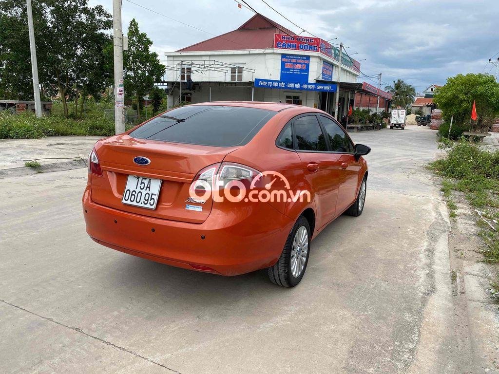 Ford Fiesta 2012 - Xe tư nhân không lỗi nhỏ