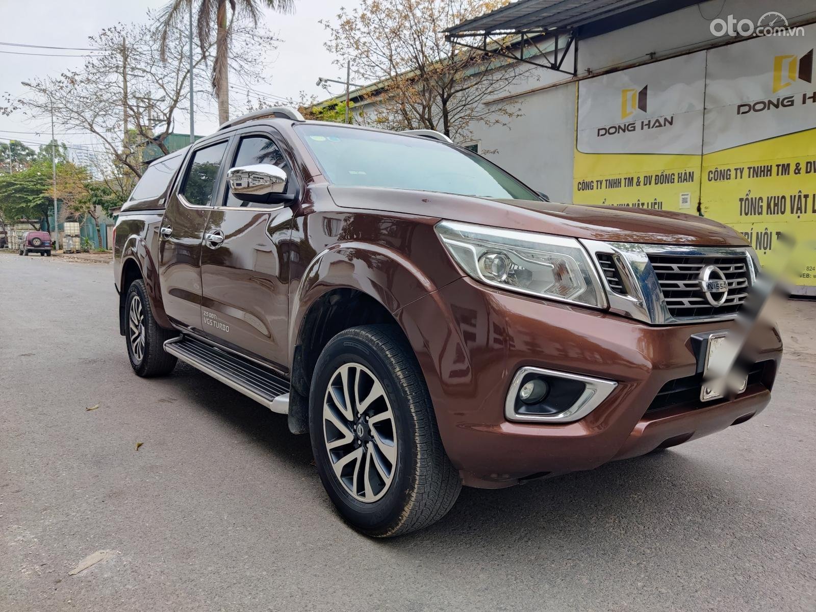 Nissan Navara 2015 - Xe tự động 2 cầu cực đẹp, chạy 8v km, 1 chủ biển HN