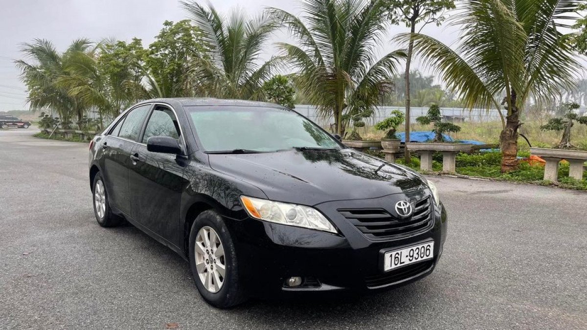 Toyota Camry 2007 - Màu đen, xe nhập giá ưu đãi