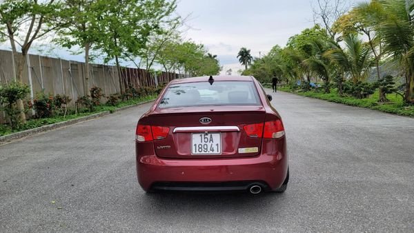 Kia Forte 2009 - Màu đỏ, số tự động