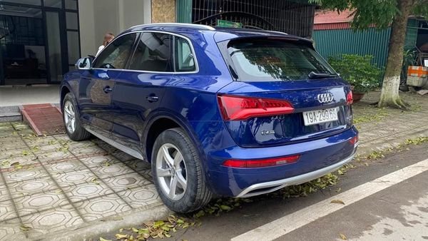 Audi Q5 2019 - Màu xanh lam, xe nhập