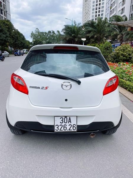 Mazda 2 2014 - Màu trắng, xe nhập