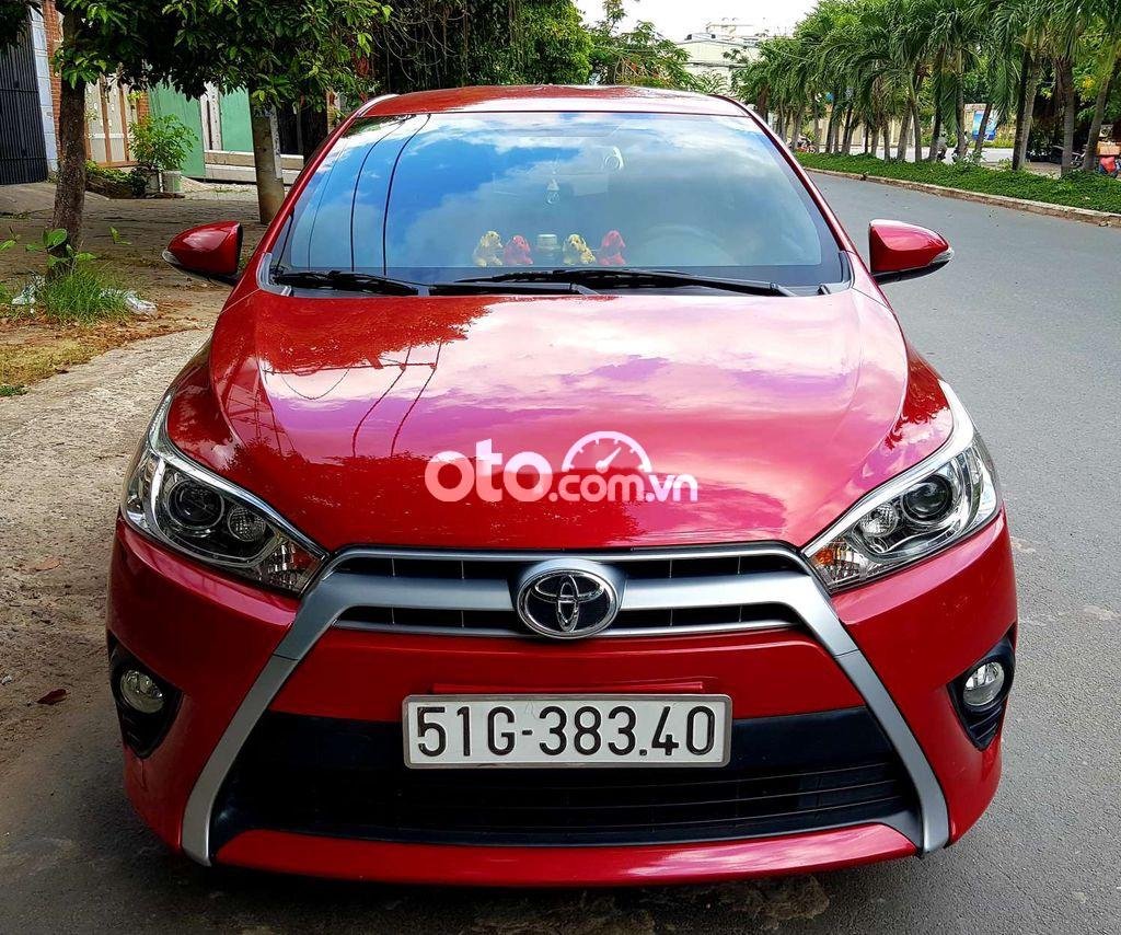 Toyota Yaris 2017 - Màu đỏ, nhập khẩu giá cạnh tranh