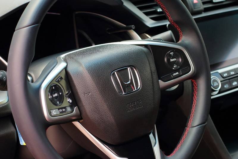 Honda Civic 2019 - Màu đỏ, xe nhập, giá 789tr