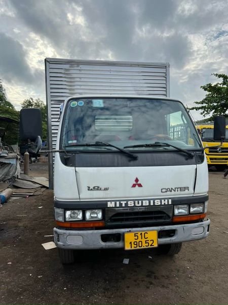 Mitsubishi Canter 2007 - Màu trắng