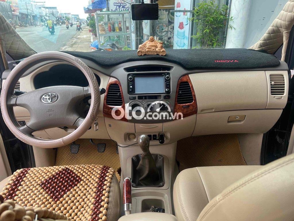 Toyota Innova 2007 - Màu đen chính chủ, giá chỉ 265 triệu