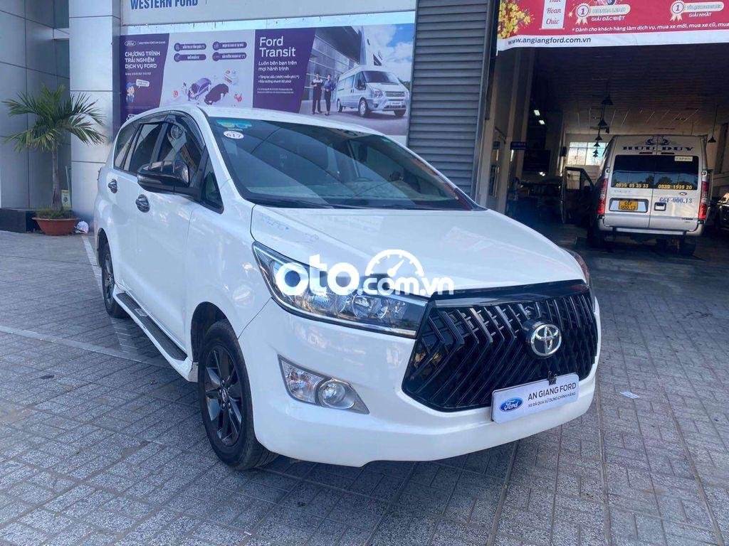 Toyota Innova 2019 - có  trả góp, có bảo hành