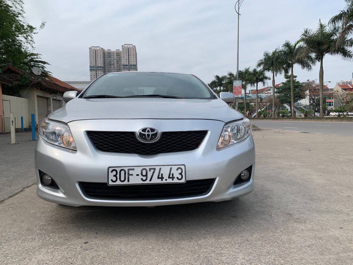 Toyota Corolla 2008 - Xe màu bạc, nhập khẩu