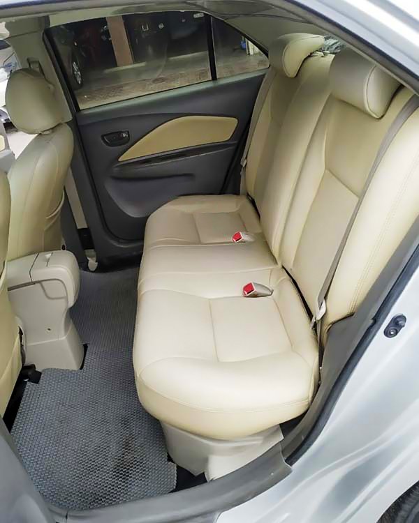 Toyota Vios 2013 - Màu bạc, xe đẹp