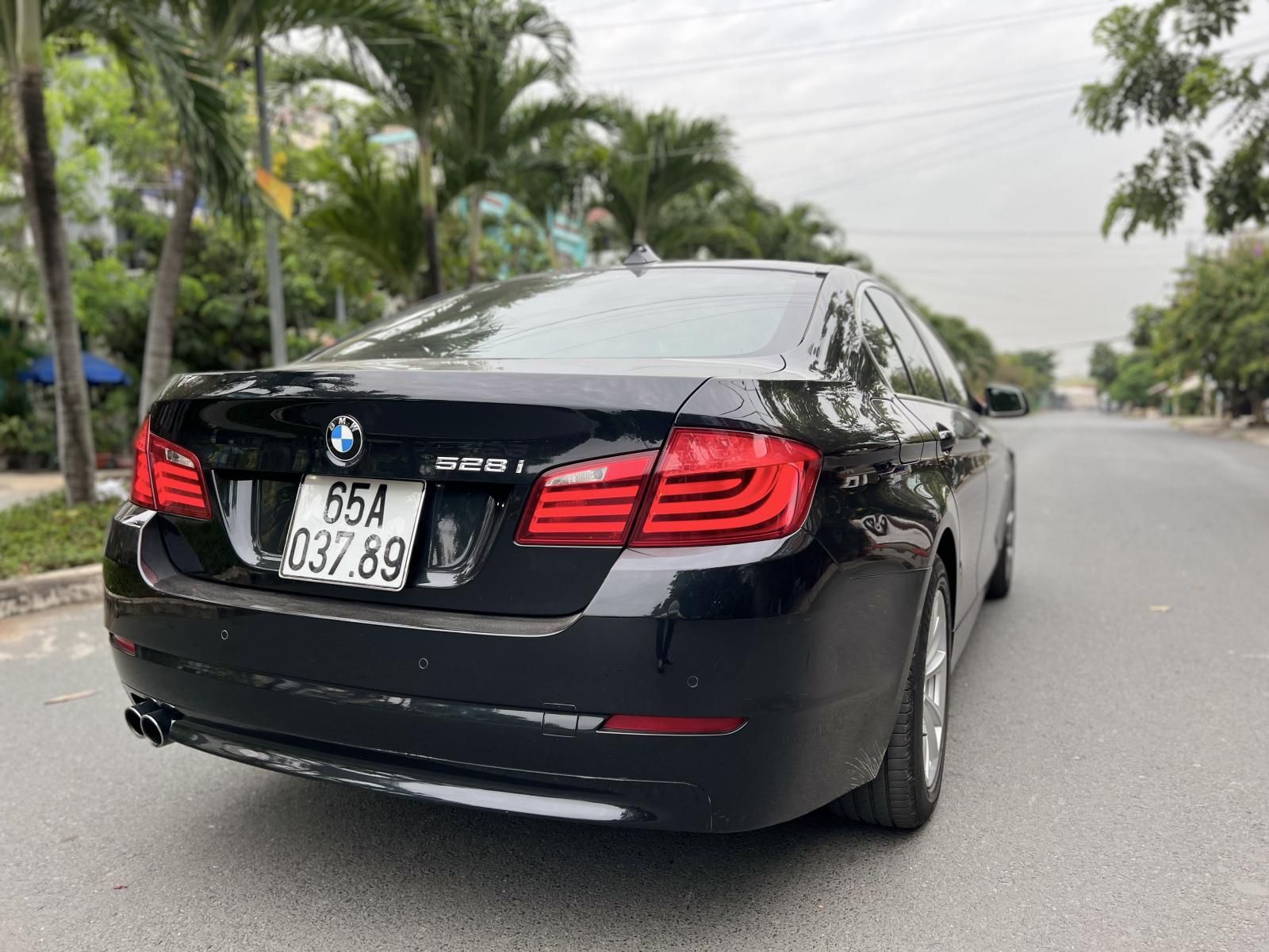 BMW 528i 2010 - Đăng ký 2010 xe gia đình giá tốt 660tr