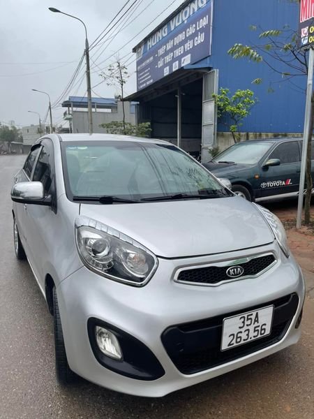 Kia Picanto 2013 - Màu bạc số sàn