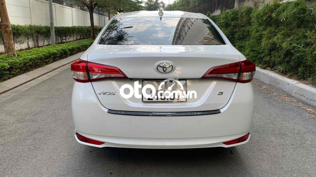 Toyota Vios 2021 - Màu trắng giá ưu đãi