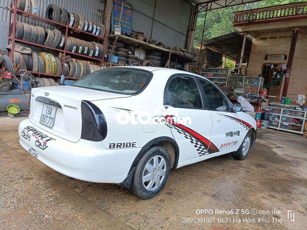 Daewoo Lanos 2005 - màu trắng, xe nhập