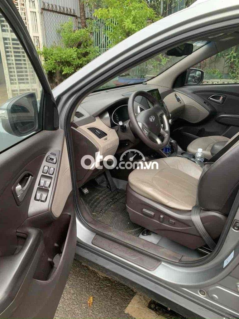 Hyundai Tucson 2011 - Màu bạc, nhập khẩu nguyên chiếc giá hữu nghị