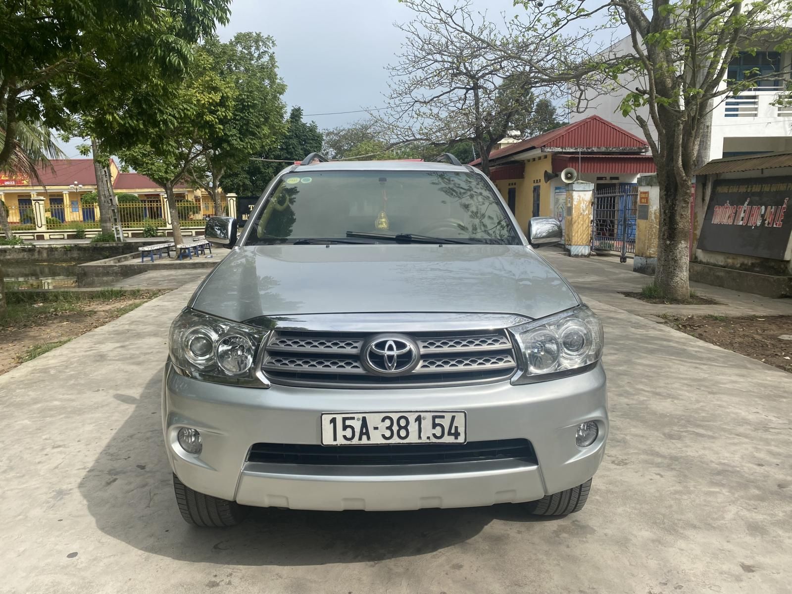 Toyota Fortuner 2009 - Xe đẹp long lanh, xem xe các bác ưng ngay