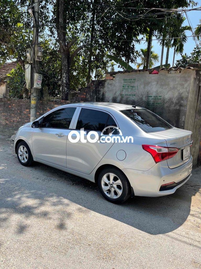 Hyundai Grand i10 2020 - Màu bạc, nhập khẩu số sàn, giá cực tốt