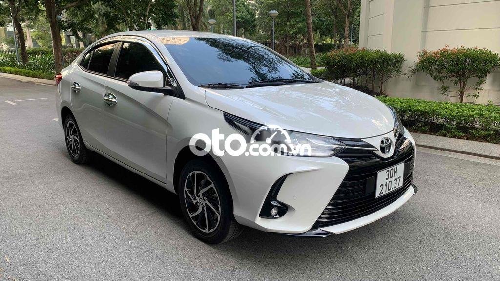 Toyota Vios 2021 - Màu trắng giá ưu đãi