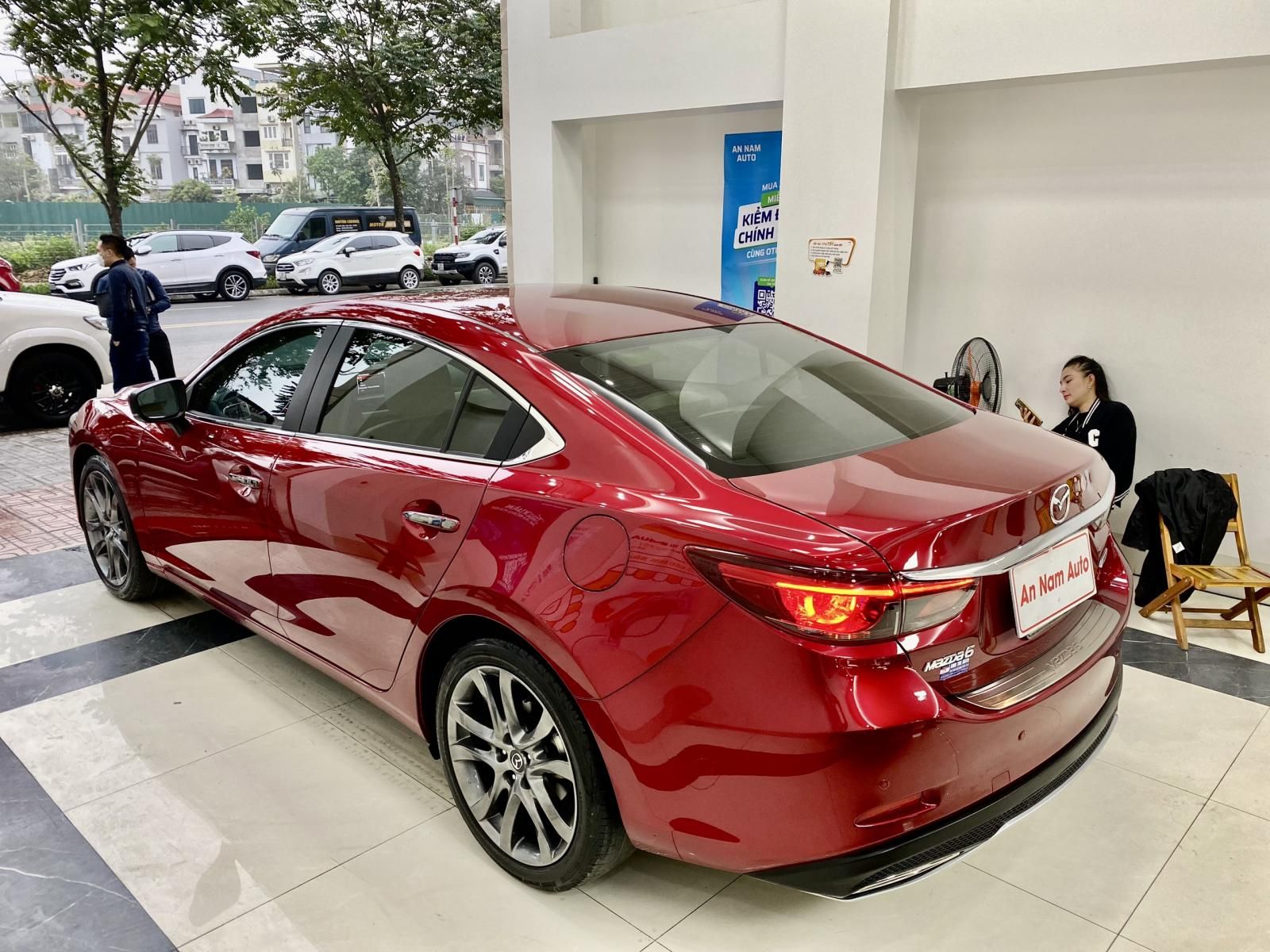 Mazda 6 2018 - Bán Mazda 6 2.0 Premium biển thành phố - Bản đặc biệt nội thất kem cực xịn