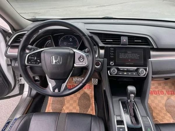 Honda Civic 2019 - Xe màu trắng