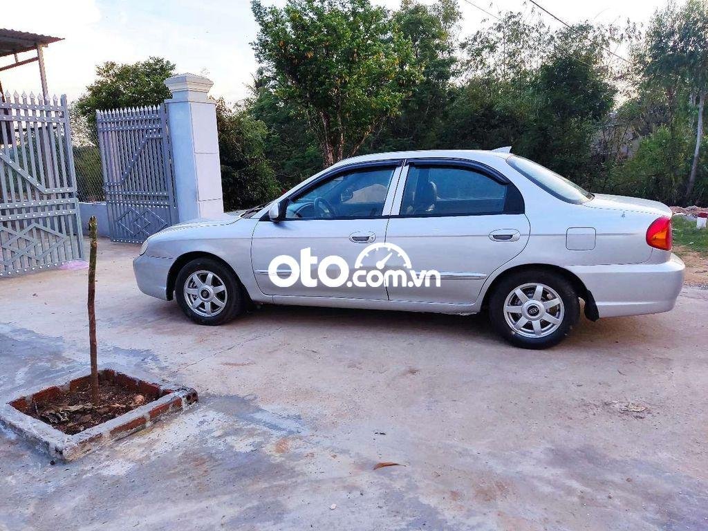 Kia Spectra 2003 - Màu bạc, giá chỉ 85 triệu