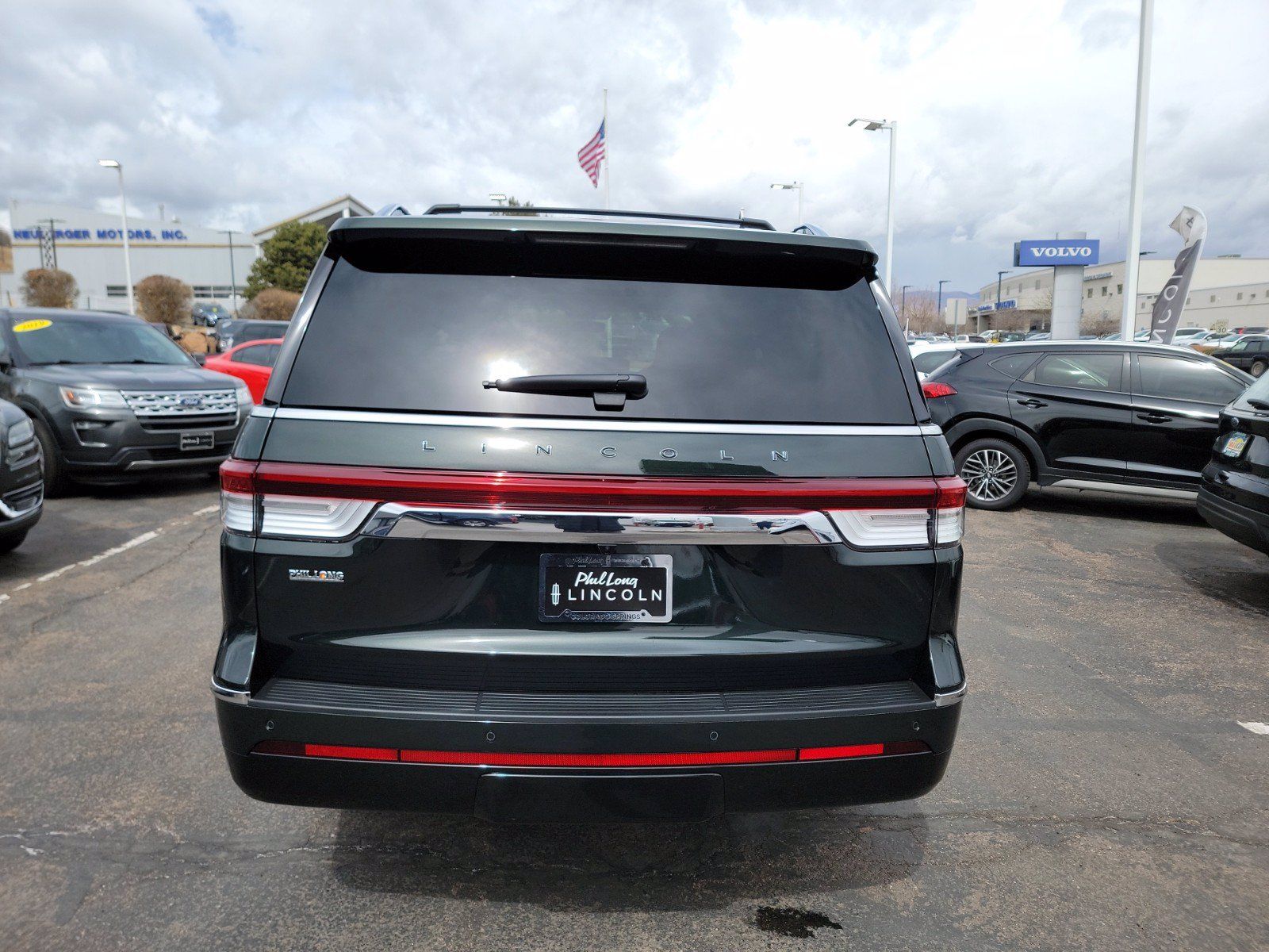 Lincoln Navigator 0 2022 - Màu đen, nhập khẩu