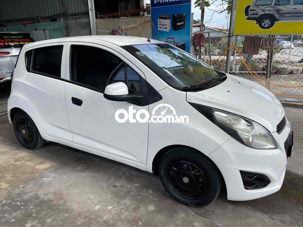 Chevrolet Spark 2016 - Màu trắng, giá cực tốt