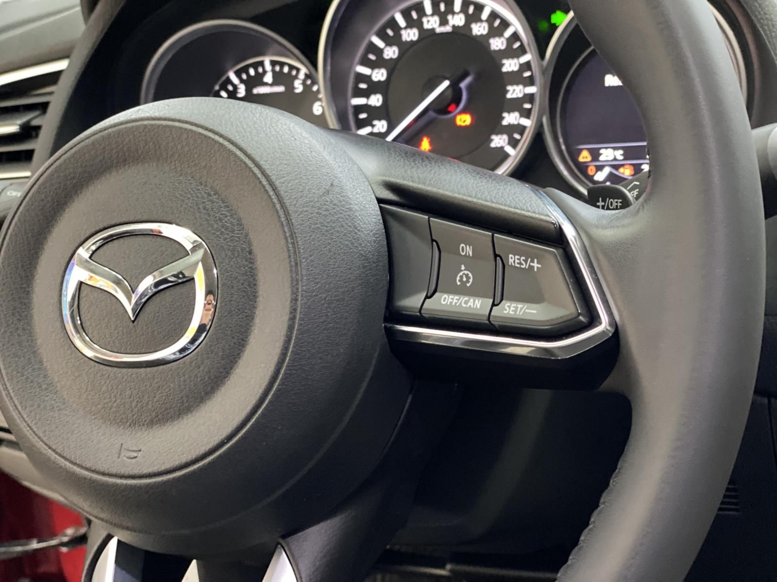 Mazda 6 2018 - Bán Mazda 6 2.0 Premium biển thành phố - Bản đặc biệt nội thất kem cực xịn