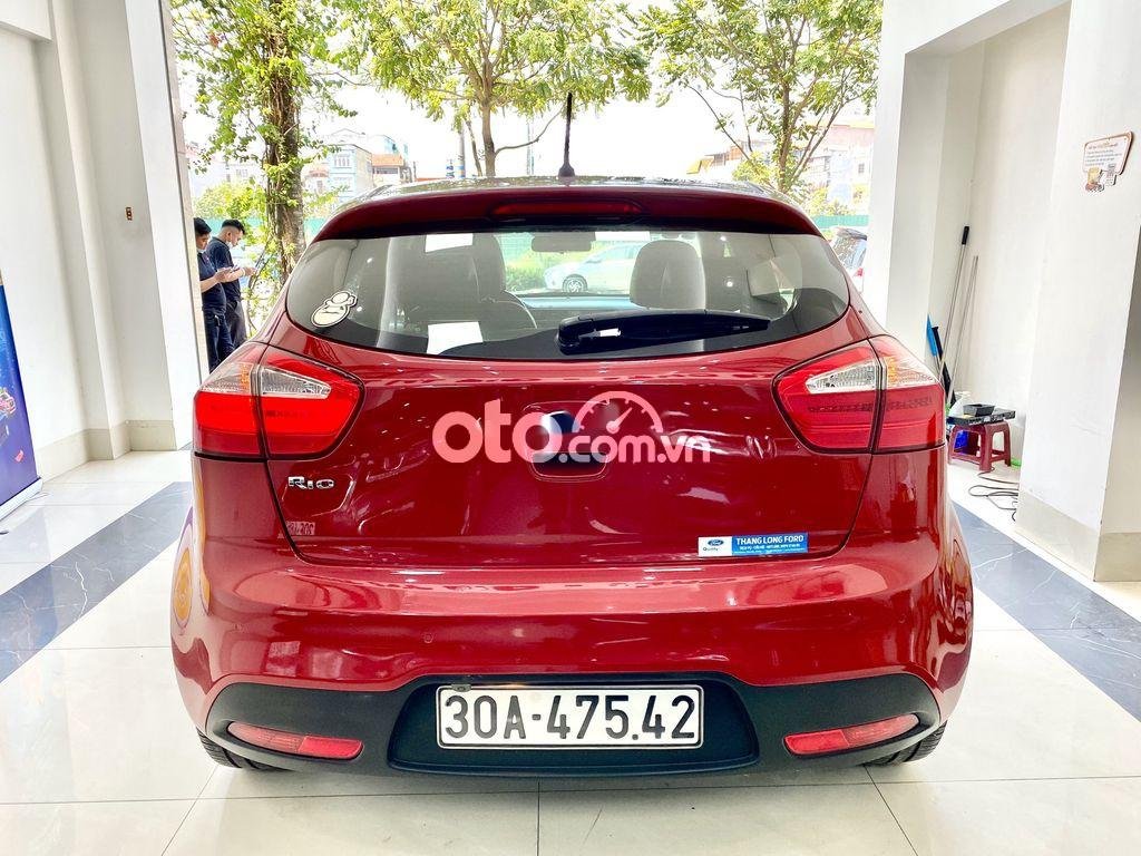 Kia Rio 2014 - Xe màu đỏ, giá tốt