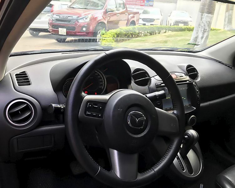 Mazda 2 2014 - Xe Mazda 2 1.5AT năm sản xuất 2014, màu đỏ chính chủ, giá 350tr