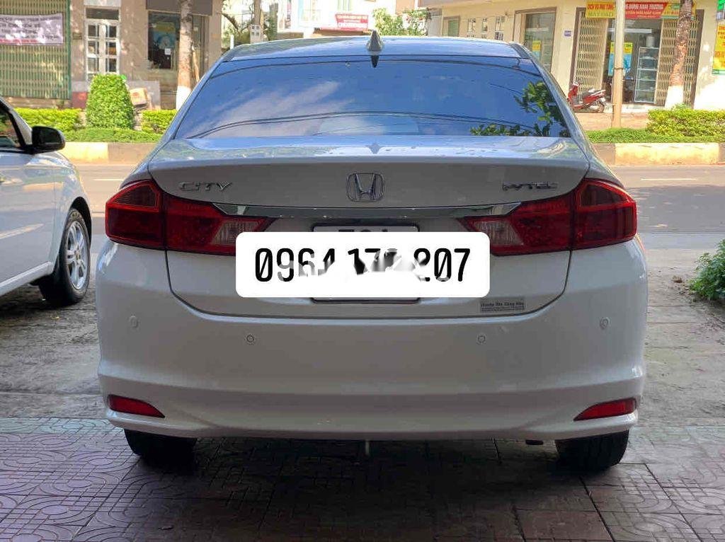 Honda City 2017 - Màu trắng, 400 triệu