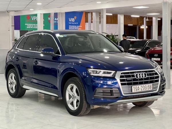 Audi Q5 2019 - Màu xanh lam