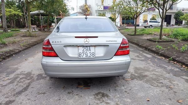 Mercedes-Benz E240 2002 - Cần bán xe Mercedes E240 sản xuất năm 2002