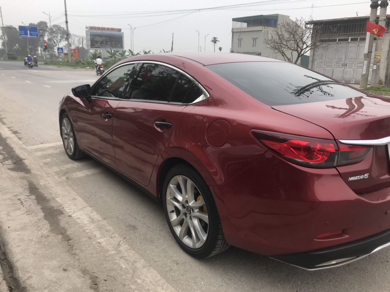 Mazda 6 2015 - Cần bán gấp xe Mazda 6 năm sản xuất 2015