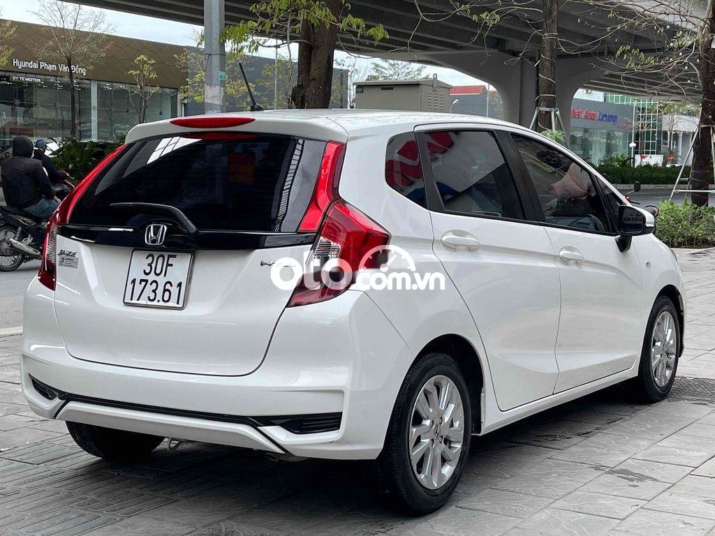 Honda Jazz 2018 - Màu trắng, nhập khẩu nguyên chiếc giá cạnh tranh