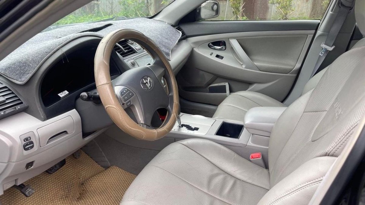 Toyota Camry 2007 - Màu đen, xe nhập giá ưu đãi