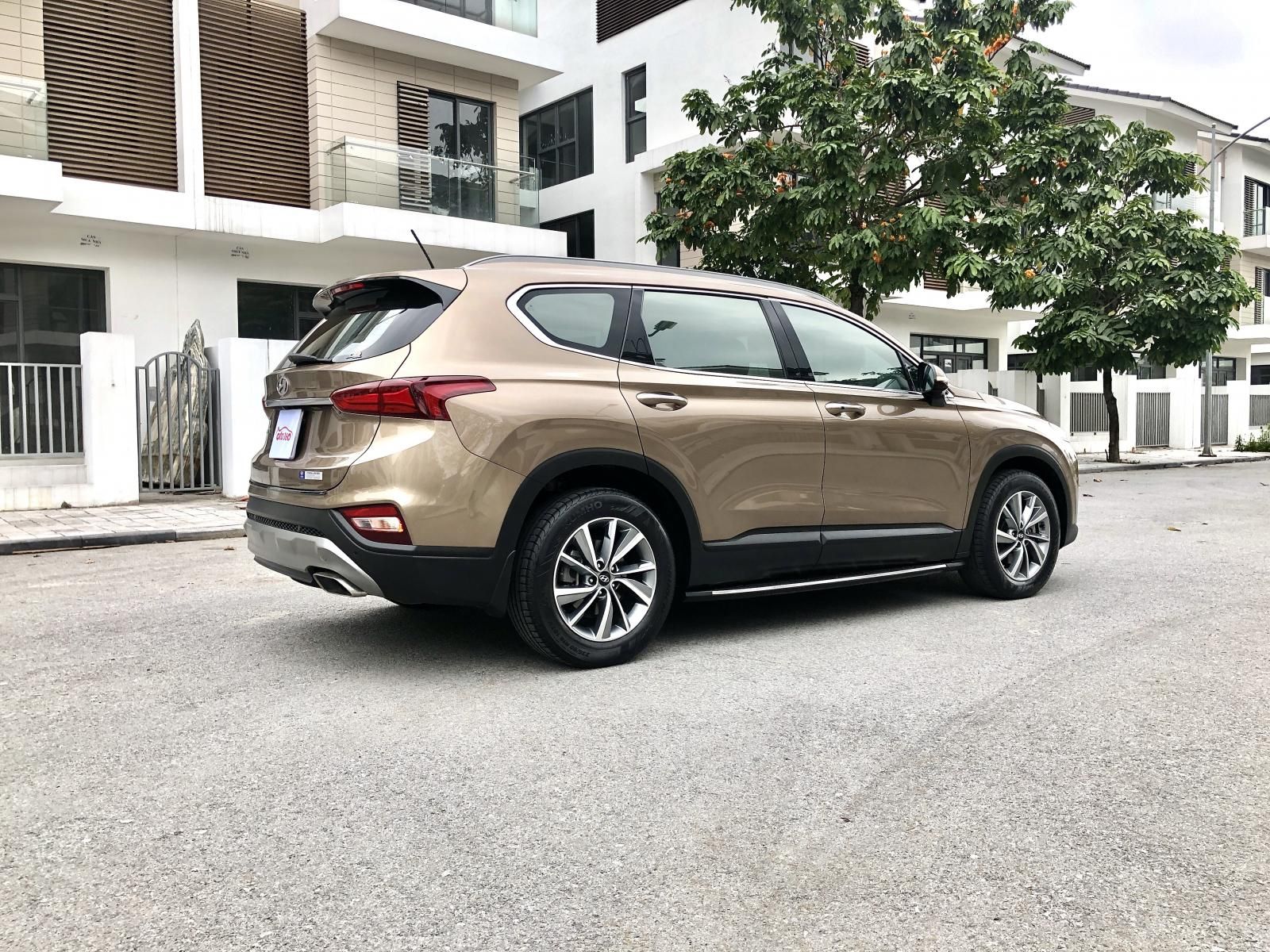 Hyundai Santa Fe 2019 - Bán xe Hyundai Santafe 2019, biển Hà Nội siêu lướt