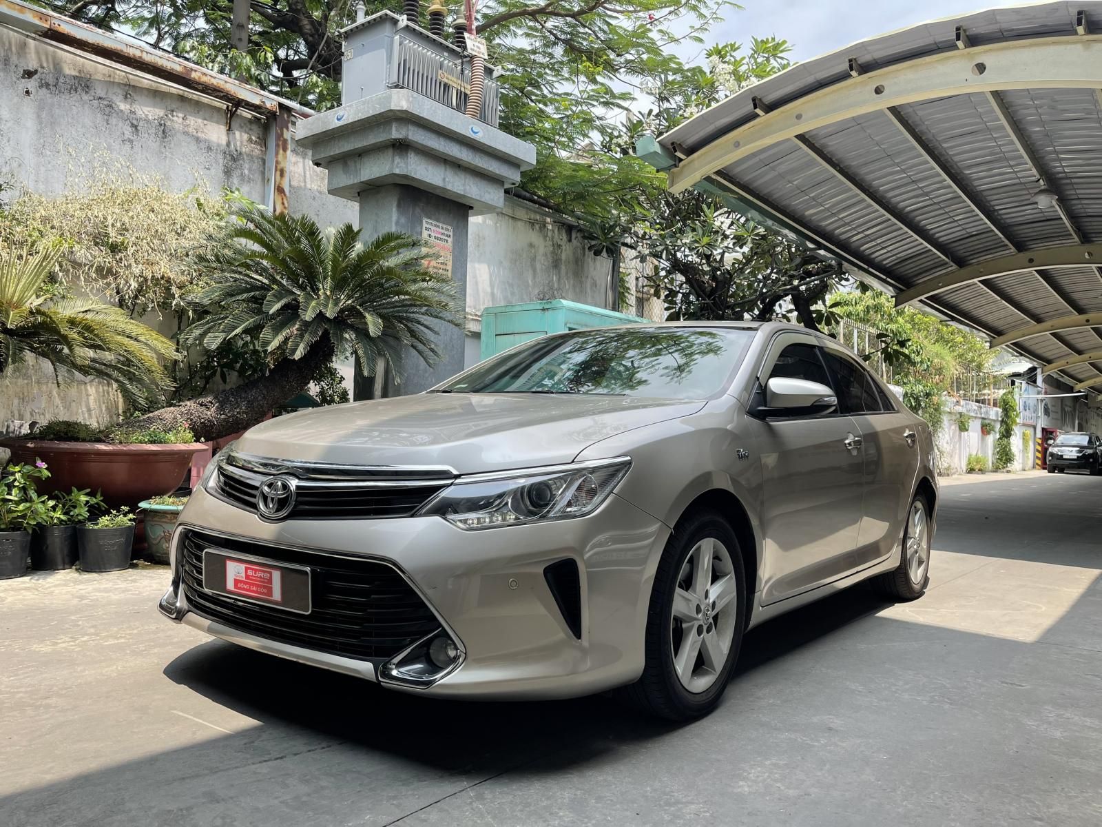 Toyota Camry 2015 - Camry đẹp - xe đã qua sử dụng chính hãng