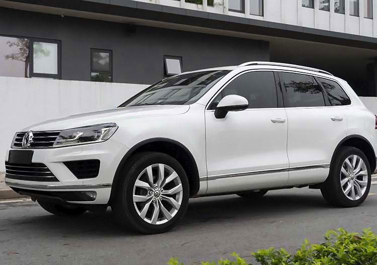 Volkswagen Touareg 2016 - Màu trắng, xe nhập