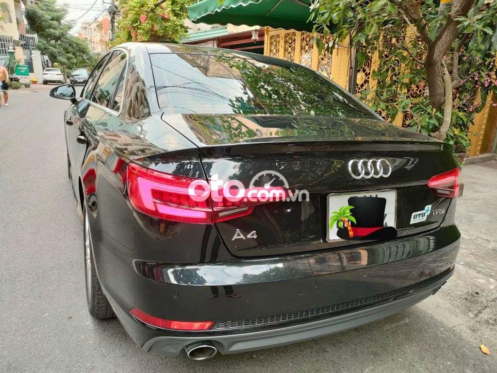 Audi A4 2017 - Màu đen, xe đẹp như xe mới