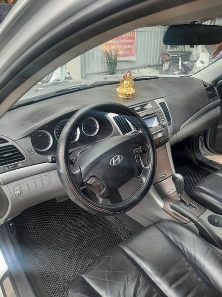 Hyundai Sonata 2009 - Màu bạc, xe nhập giá ưu đãi