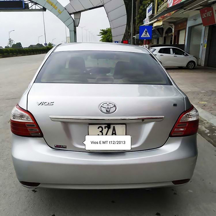 Toyota Vios 2013 - Màu bạc, xe đẹp