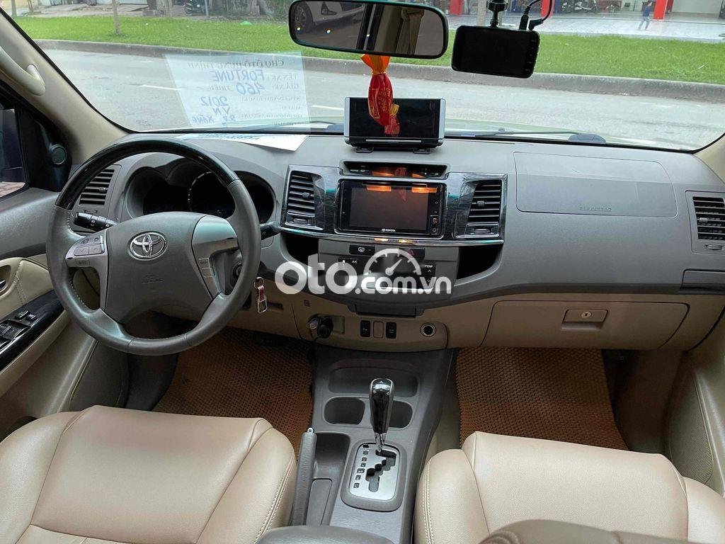 Toyota Fortuner 2012 - Màu bạc, giá cực tốt