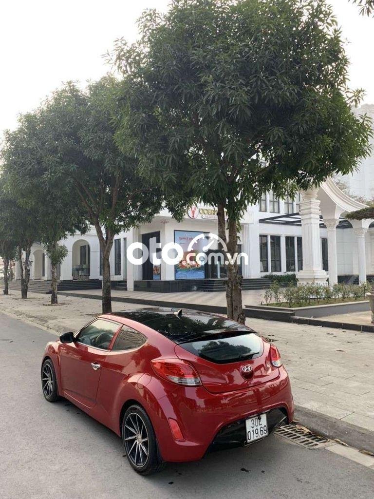 Hyundai Veloster 2011 - Màu đỏ, nhập khẩu nguyên chiếc