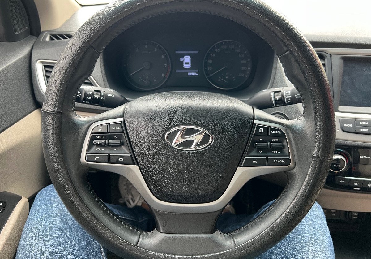 Hyundai Accent 2019 - Màu trắng