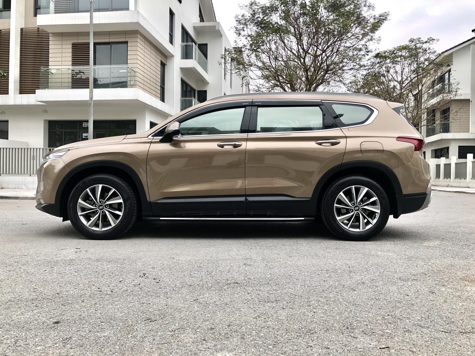 Hyundai Santa Fe 2019 - Bán xe Hyundai Santafe 2019, biển Hà Nội siêu lướt