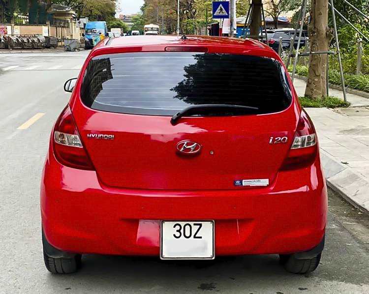 Hyundai i20 2009 - Màu đỏ, xe nhập