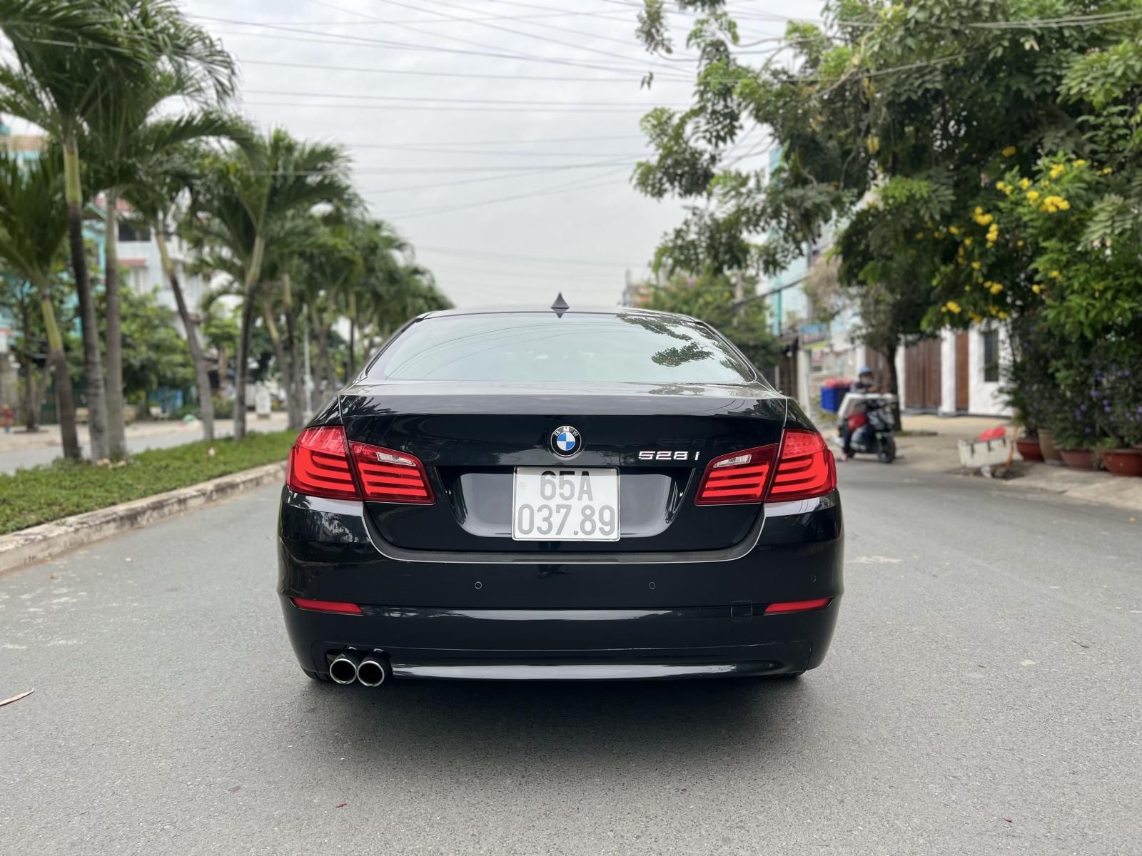 BMW 528i 2010 - Đăng ký 2010 xe gia đình giá tốt 660tr